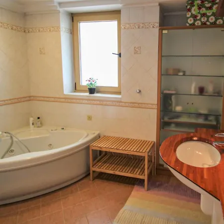 Apartamento Angelina By Interhome Luino